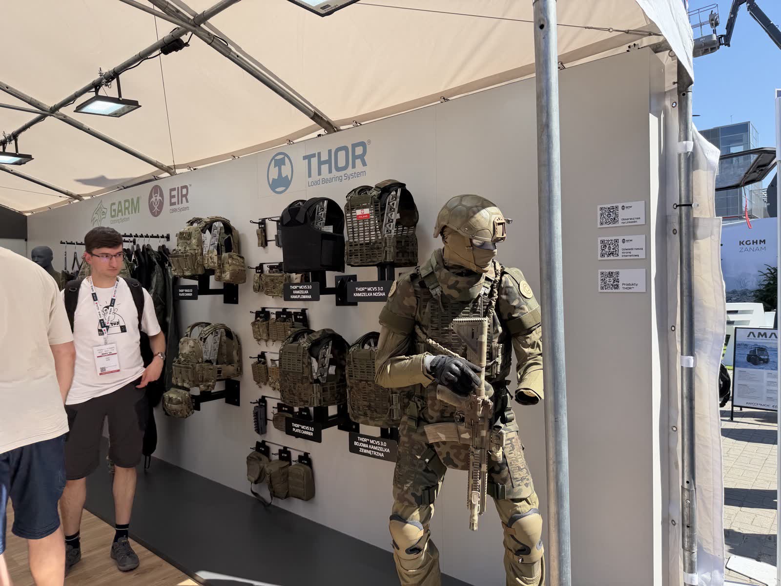 Plate carriers and load-bearing systems on display