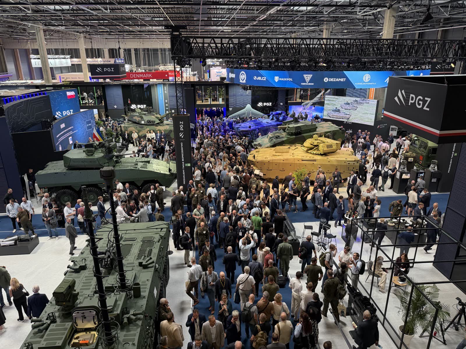 Crowd around the PGZ stand at MSPO 2026